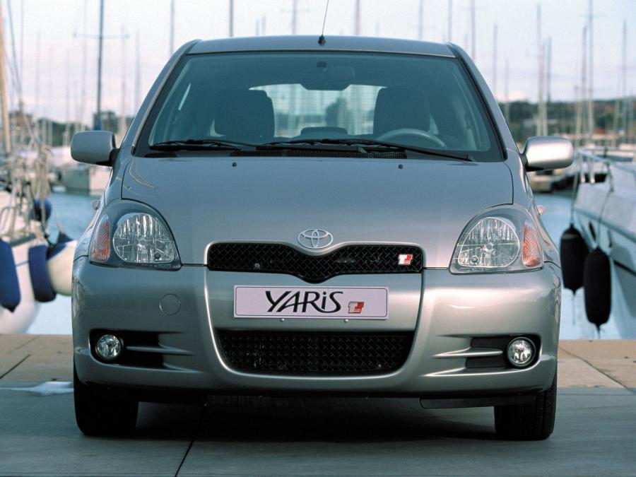  Toyota Yaris T-Sport 2001 года  (фото 6 из 24)